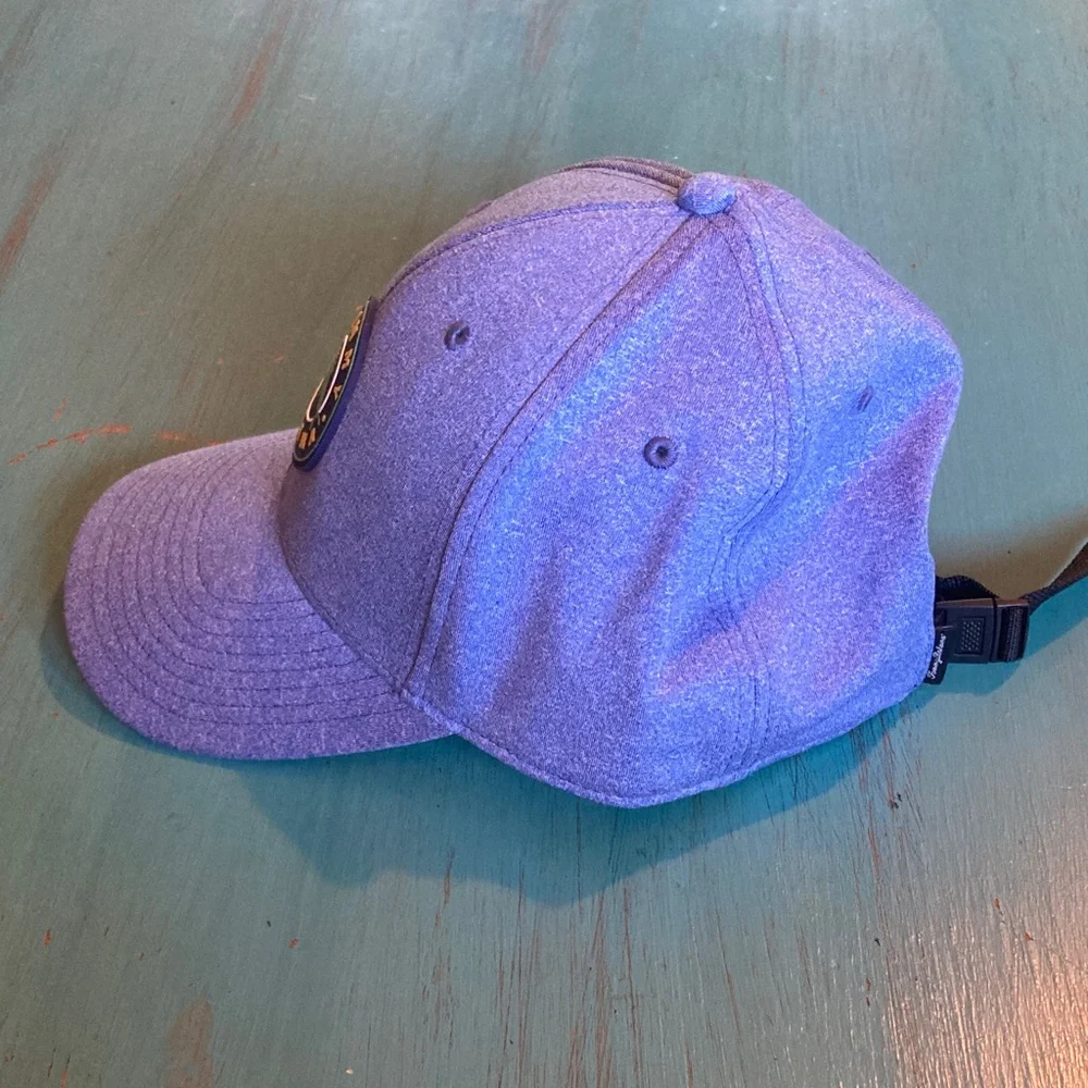 Tommy Bahama hat - Picture 4 of 9